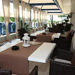Отель Bellevue