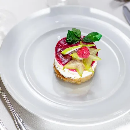 Bellevue מלון ביביונה